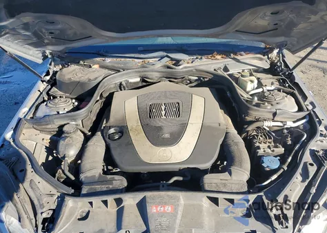 2010 Mercedes-Benz E 350 4Matic z USA, uszkodzony, nr VIN WDDHF8HB6AA140299